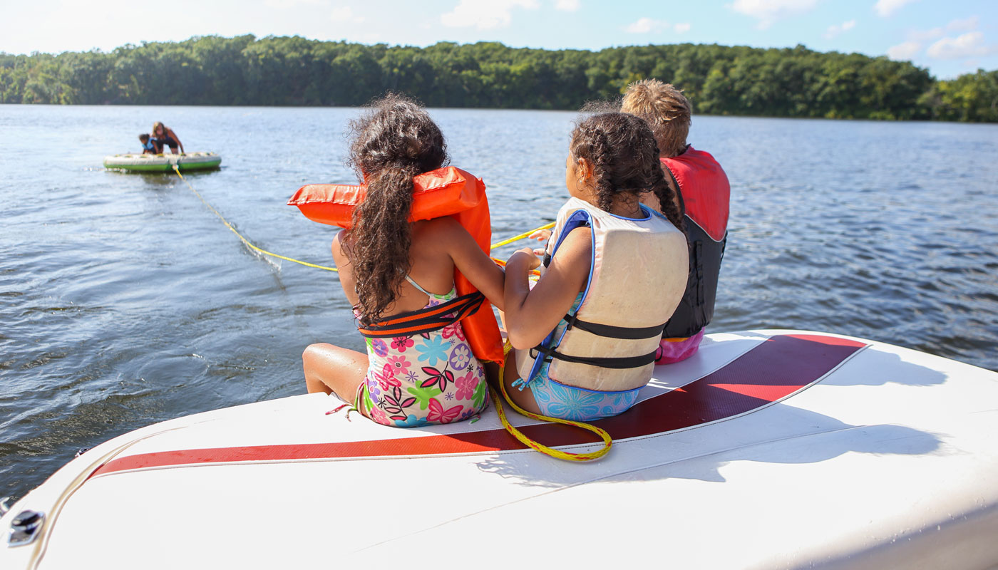 Smooth Sailing This Summer: Boat Safety Tips Everyone Should Know